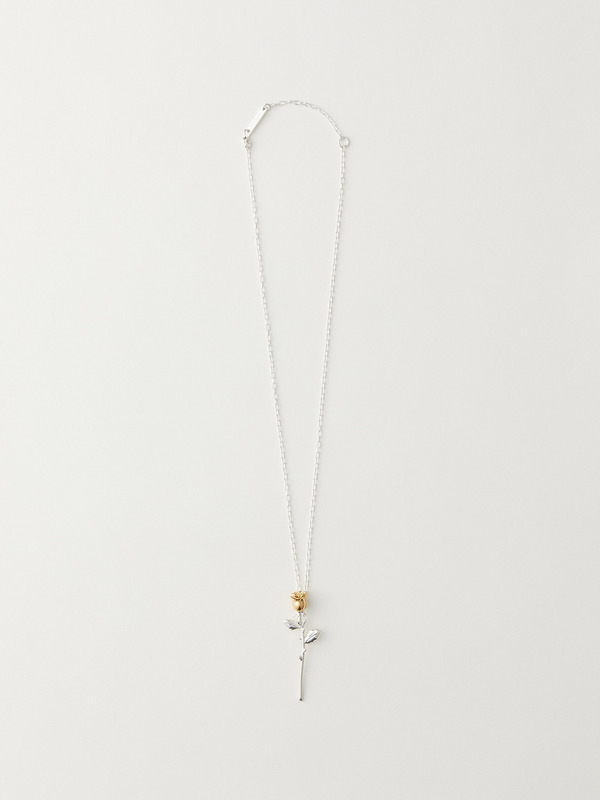 ROSE CHARM NECKLACE
