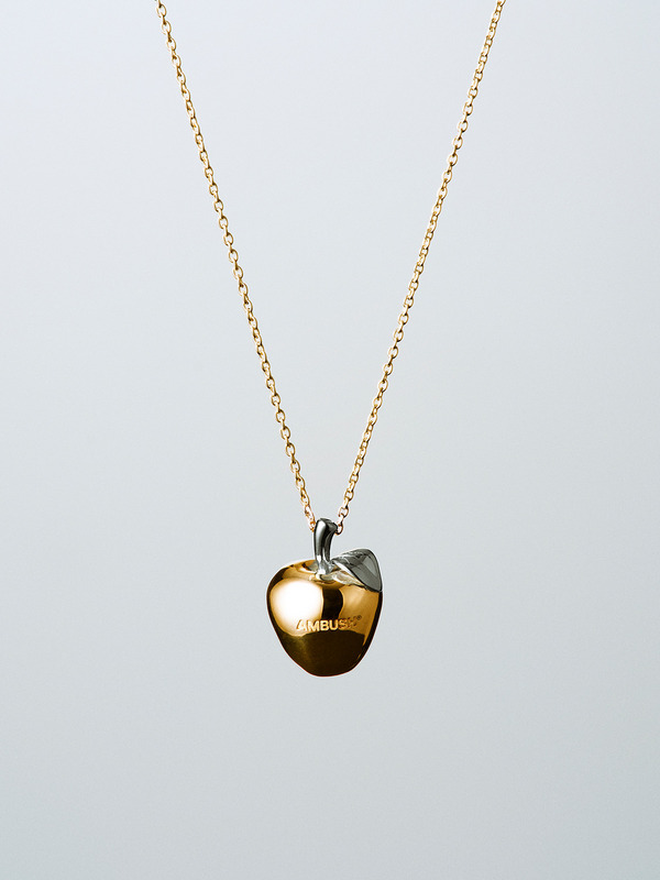 APPLE CHARM NECKLACE