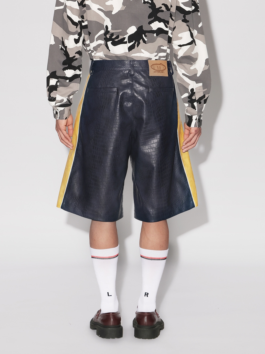 FAKE CROCODILE LEATHER SHORT PANTS 詳細画像 Navy 4