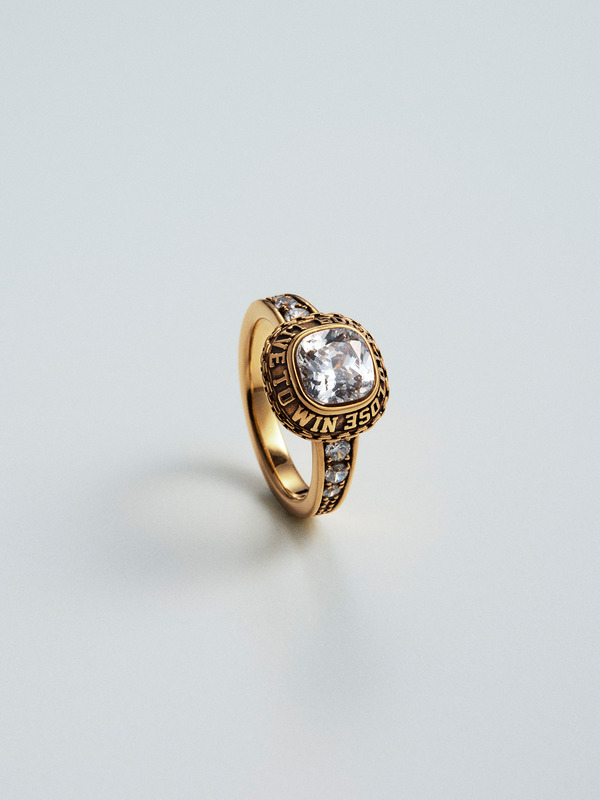 CLASS RING SMALL