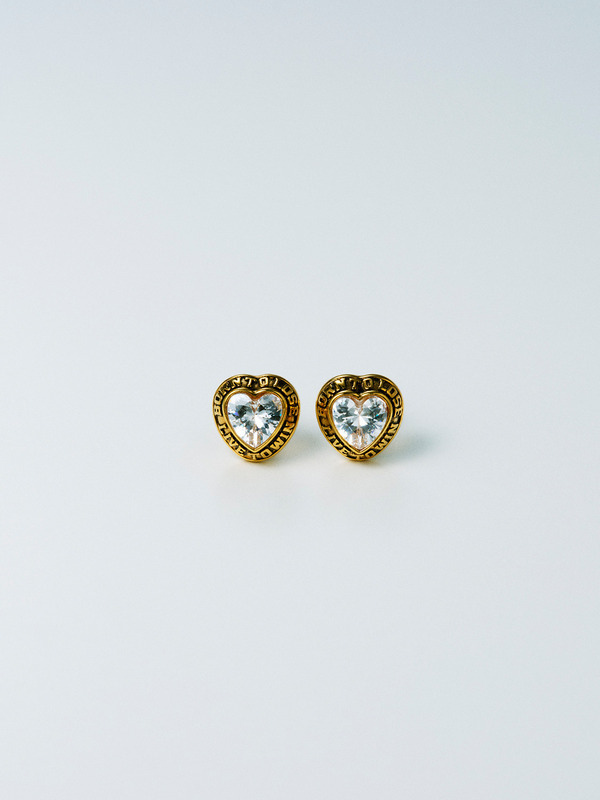STUDS HEART CLASS EARRINGS