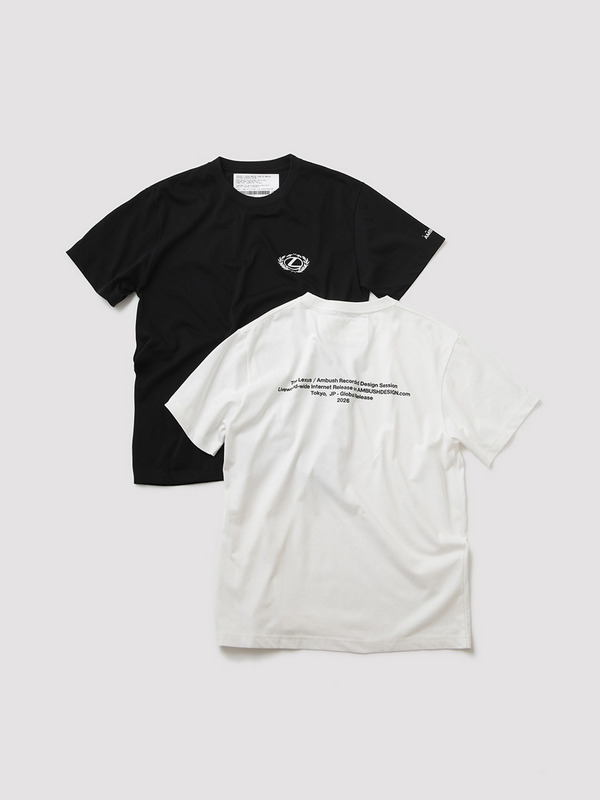 ‘FUTURE CLASSIC CLUB’ CREST T-SHIRT