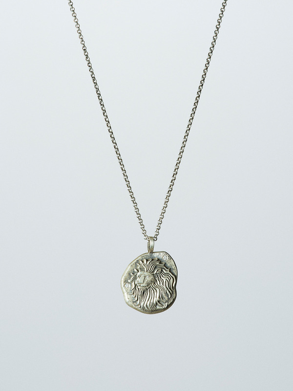 ZODIAC LEO NECKLACE