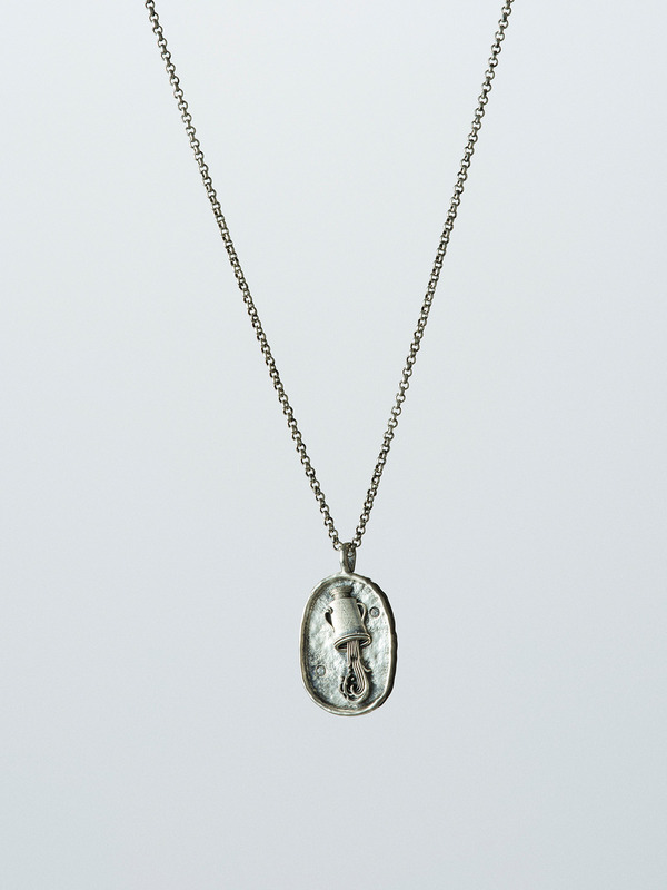 ZODIAC AQUARIUS NECKLACE