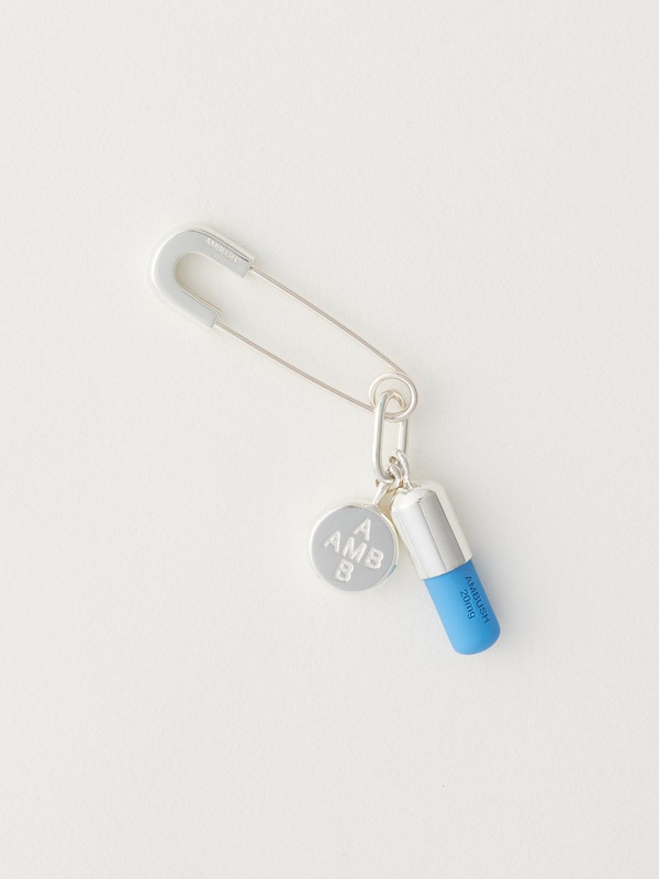 PILL CHARM EARRING 2