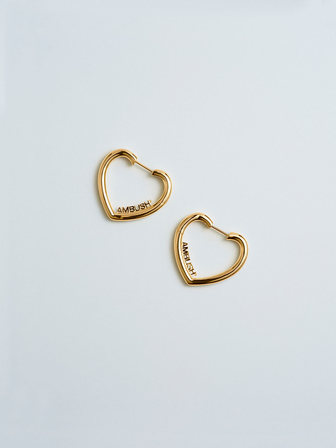 AMBUSH(アンブッシュ) 通販サイト 【MINI HEART HOOP EARRINGS】