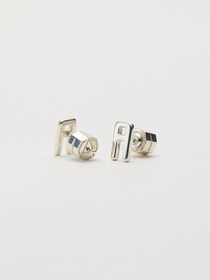 A EARRINGS 詳細画像