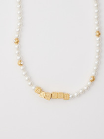 PEARL LETTER BLOCK NECKLACE 詳細画像
