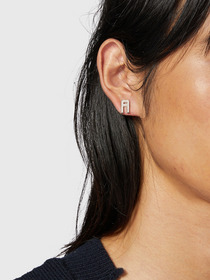 PAVE A STUD EARRINGS 詳細画像