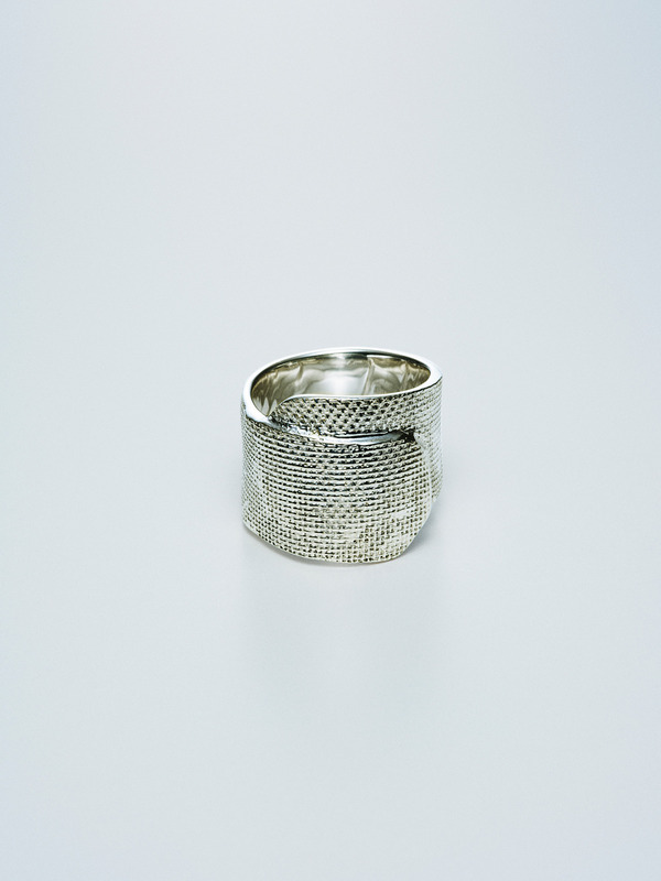 TAPE RING
