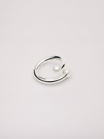 SMALL PEARL BARBELL RING 詳細画像