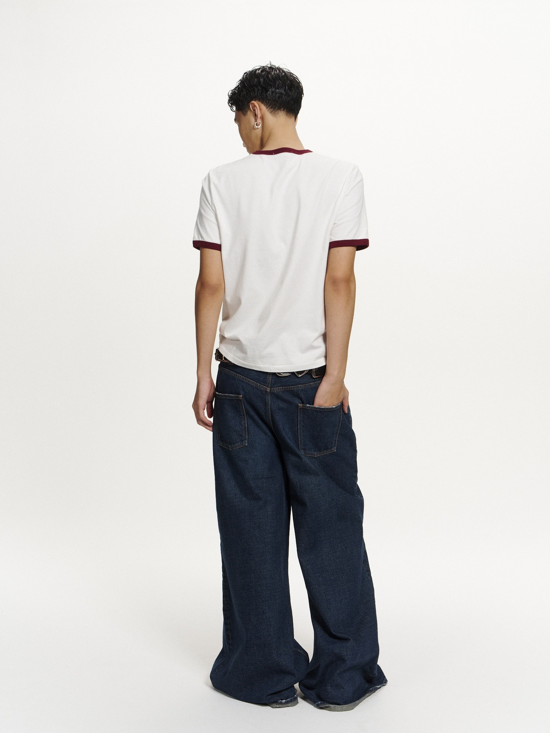 GOTHIC LOGO RINGER T-SHIRT 詳細画像 White 5