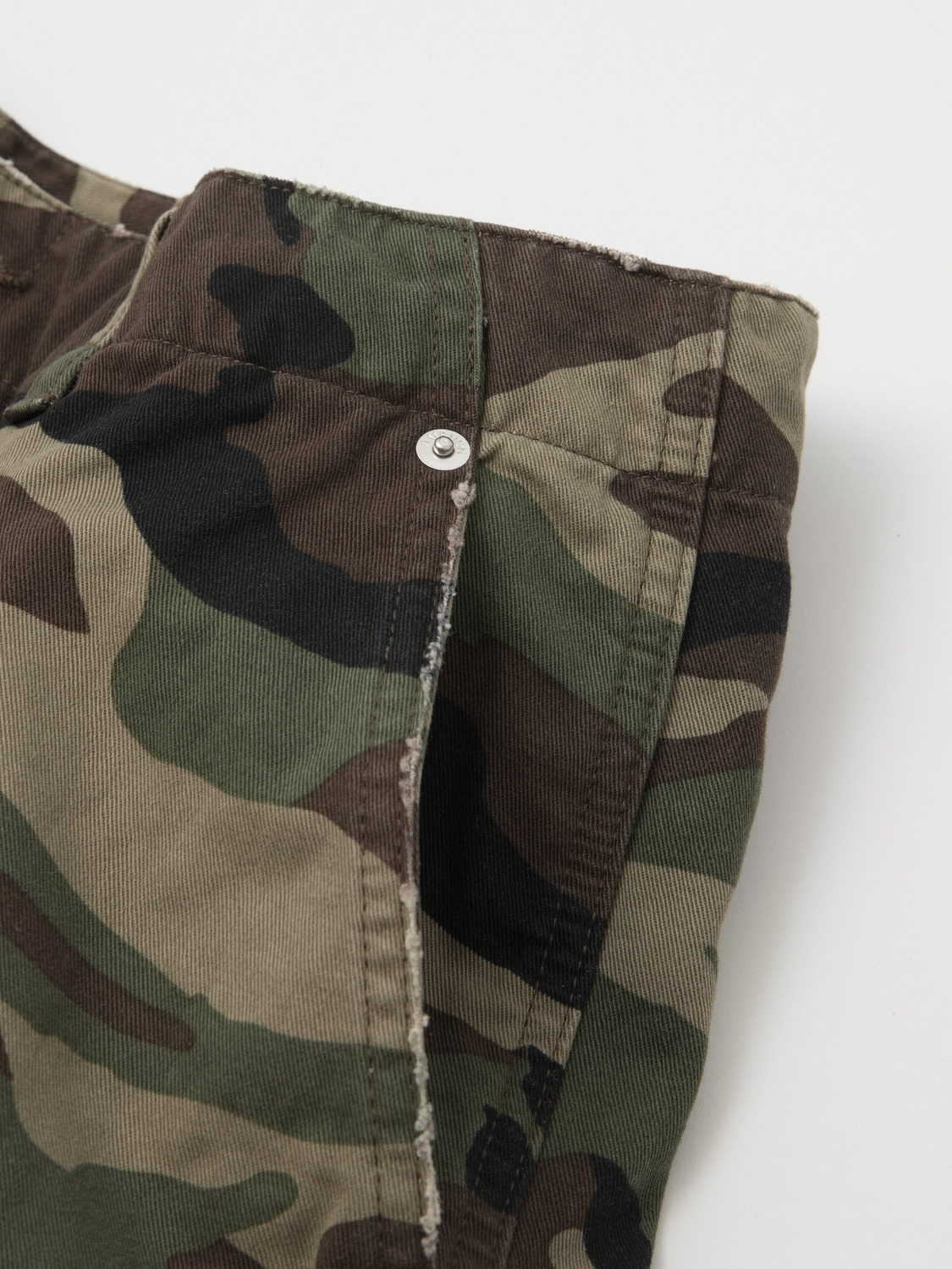 LOGO CARGO SHORTS 詳細画像 Camo 4