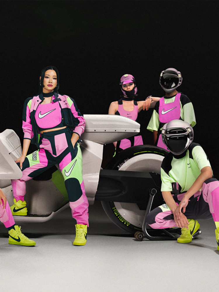NIKE x AMBUSH® コレクション